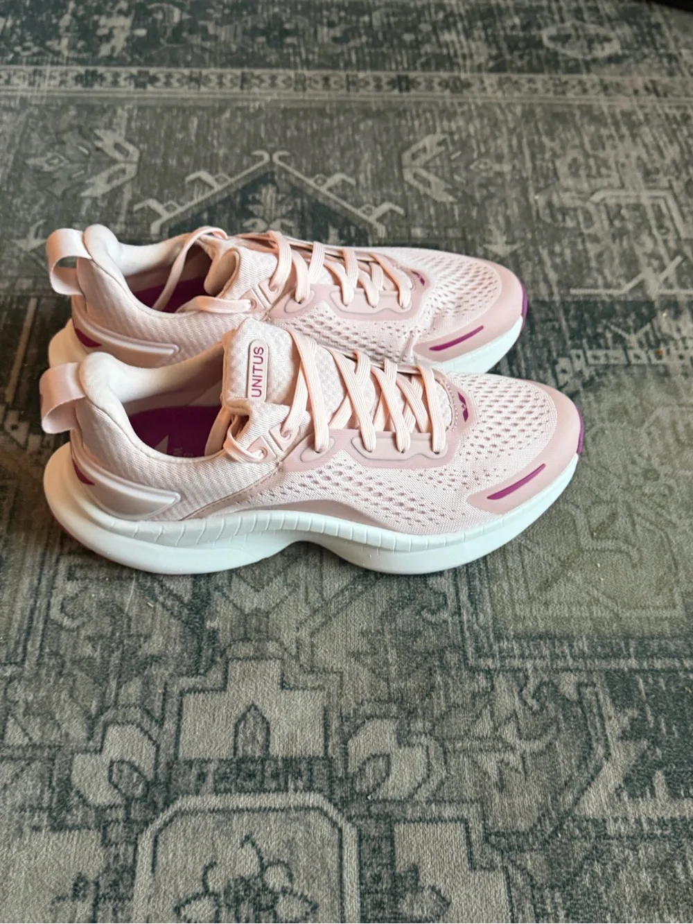 UNITUS Fortra Virtue Pink Mesh Athletic Sneakers women’s size 5 - Picture 2 of 9